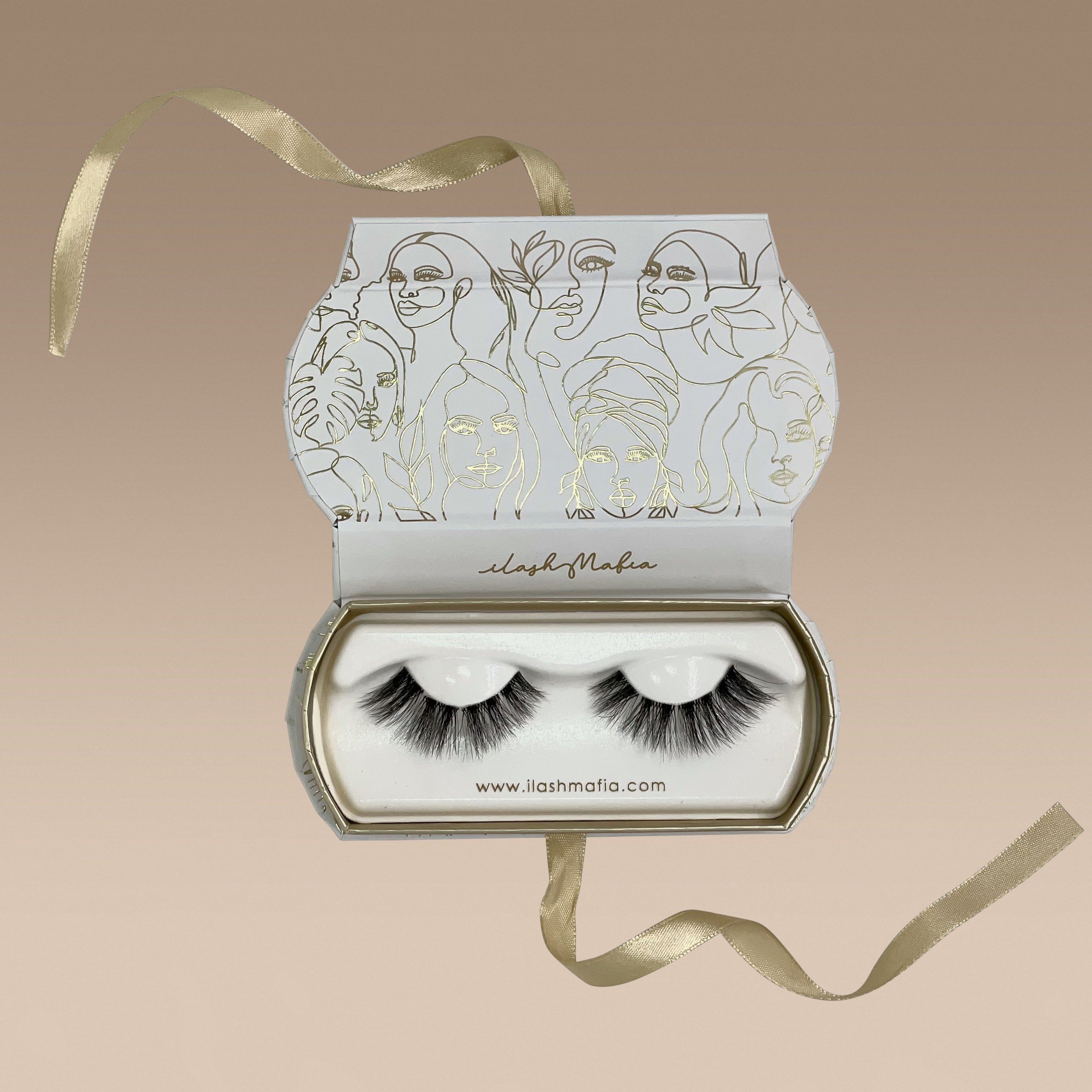 glam lashes, ilash mafia, false lashes, falsies, plant base lashes, plant fiber lashes, vegan lashes, false eyelashes, fake lashes, fake eyelashes, cluster lashes, strip lashes, DIY lashes, do it yourself lashes, lashes at home, DIY extensions