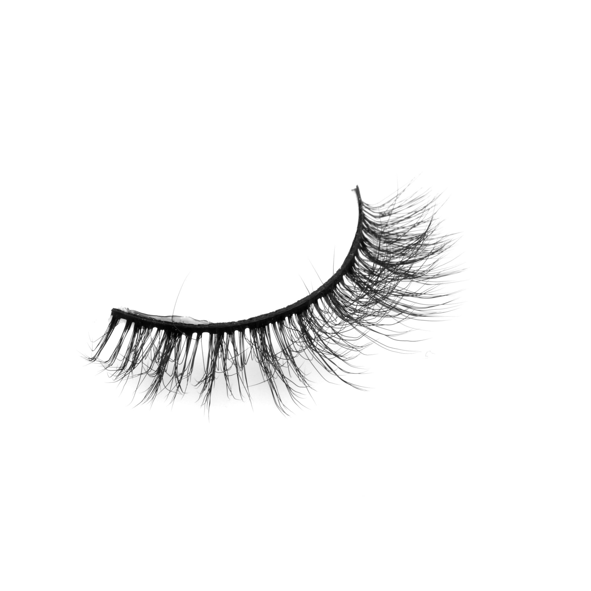 strip lashes, false eyelashes, natural strip lash look, high quality strip lashes, volume style strip lashes, luxurious strip lashes, Biodegradable lashes