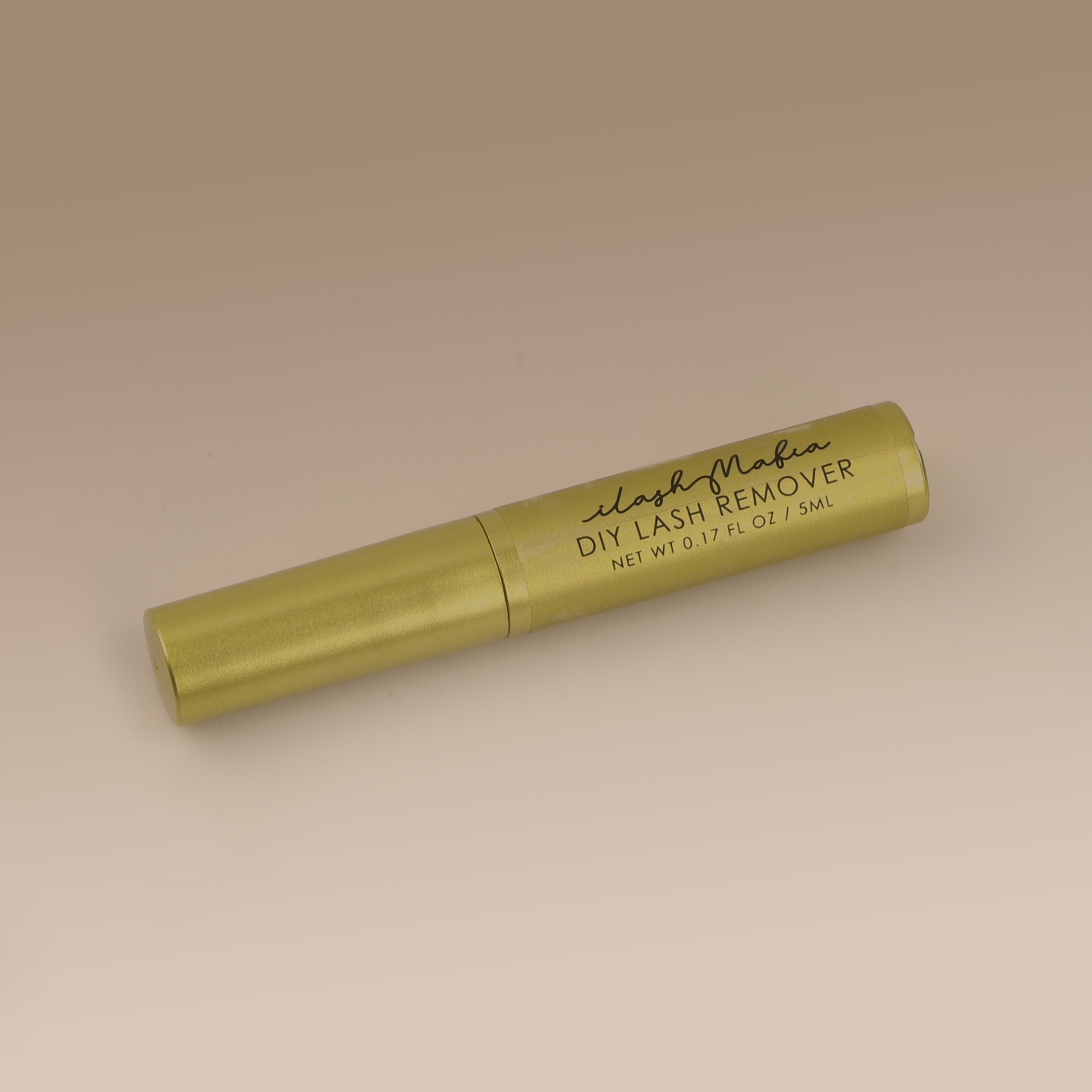 DIY eyelash remover, diy lash remover, lash remover, strip lash remover