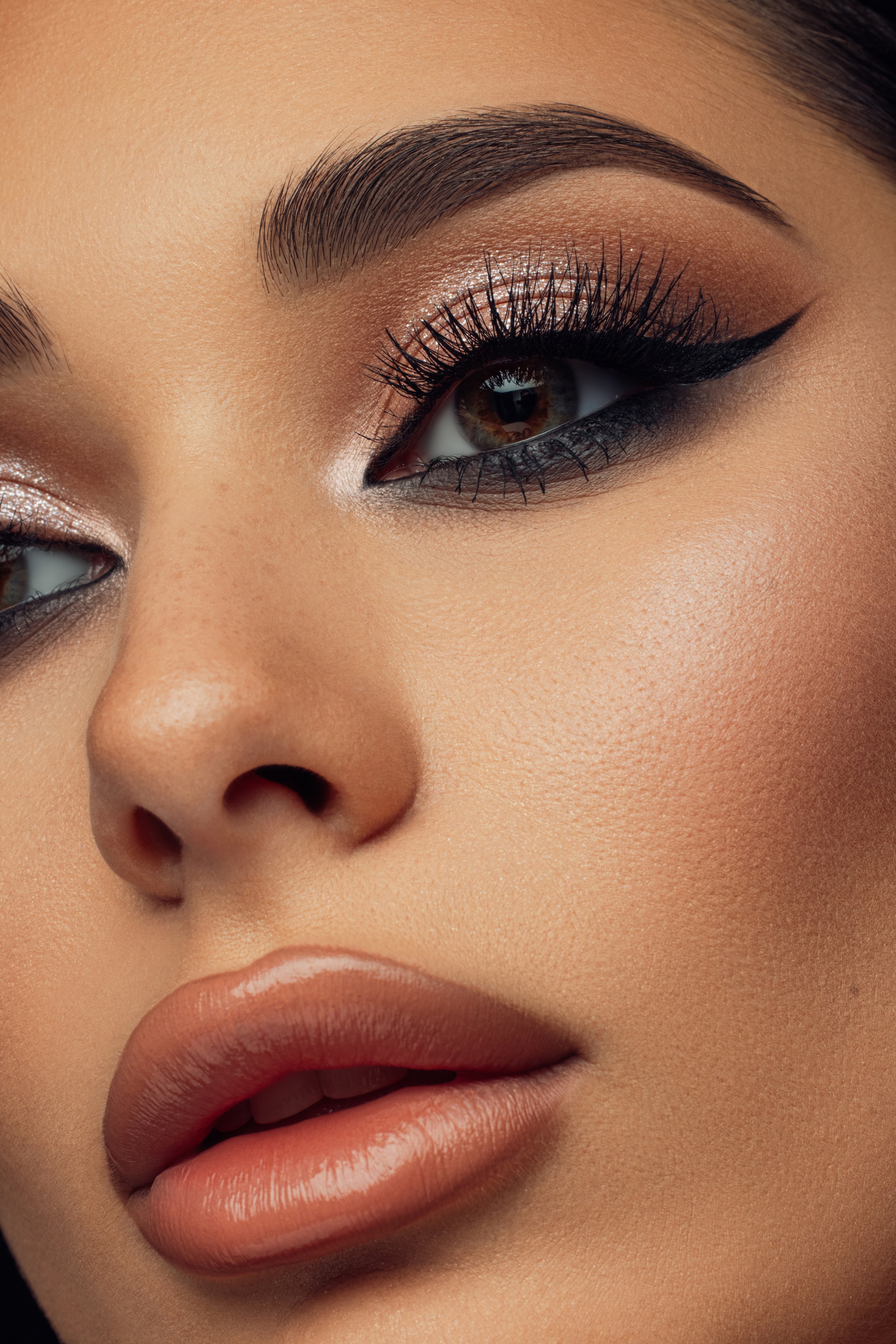 FALSIES, DYE LASHES, CLUSTER LASHES, FALSE LASHES, strip lashes, false eyelashes, natural strip lash look, high quality strip lashes, volume style strip lashes, luxurious strip lashes, Biodegradable lashes