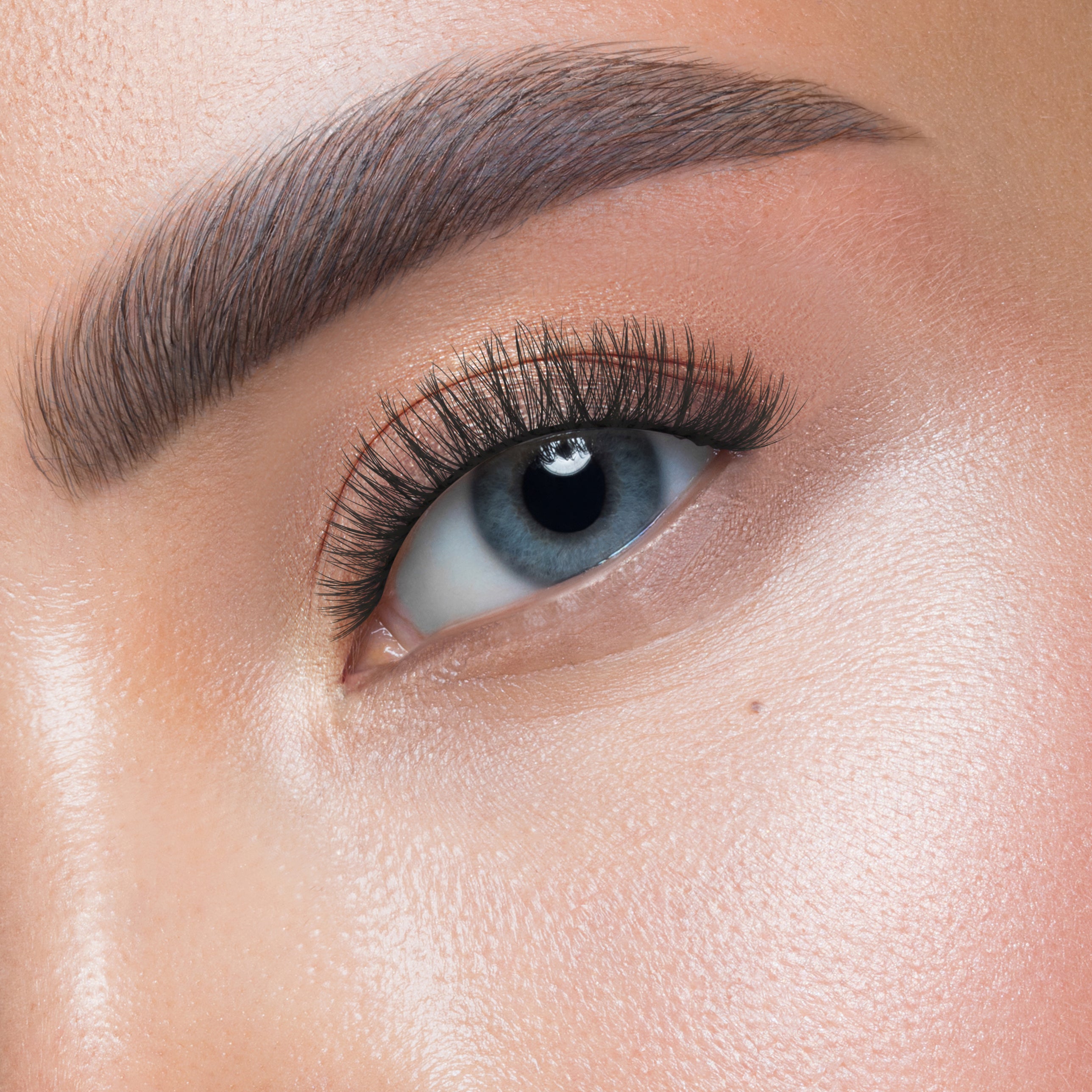 short band false lashes, short band strip lashes, short band lashes, natural style lash strips, fluffy lash strips, fluffy lashes, strip lashes, false eyelashes, natural strip lash look, high quality strip lashes, volume style strip lashes, luxurious strip lashes, Biodegradable lashes, short lashes, full and short lash strips