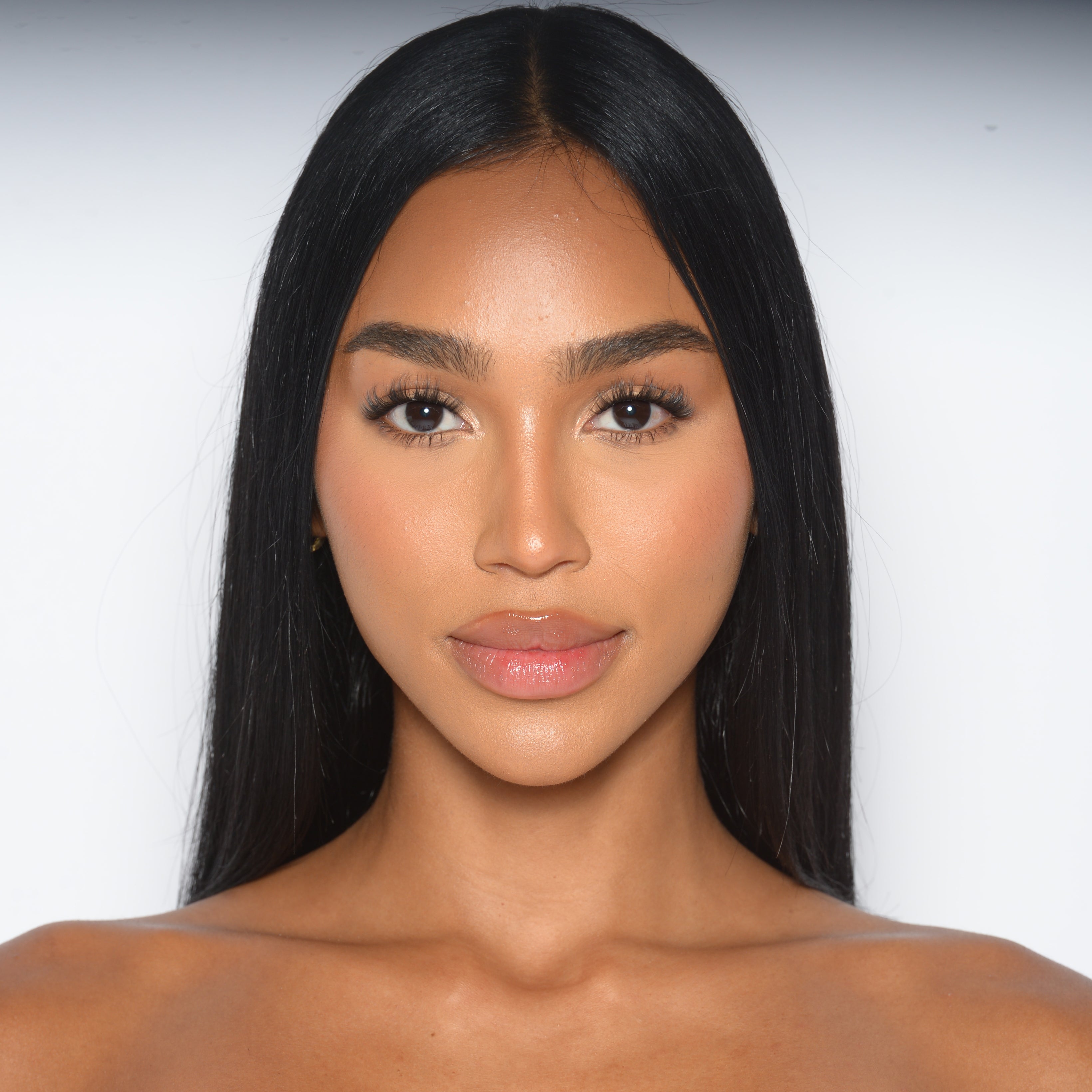 glam lashes, ilash mafia, false lashes, falsies, plant base lashes, plant fiber lashes, vegan lashes, false eyelashes, fake lashes, fake eyelashes, cluster lashes, strip lashes, DIY lashes, do it yourself lashes, lashes at home, DIY lash extensions, DIY  LASH KIT