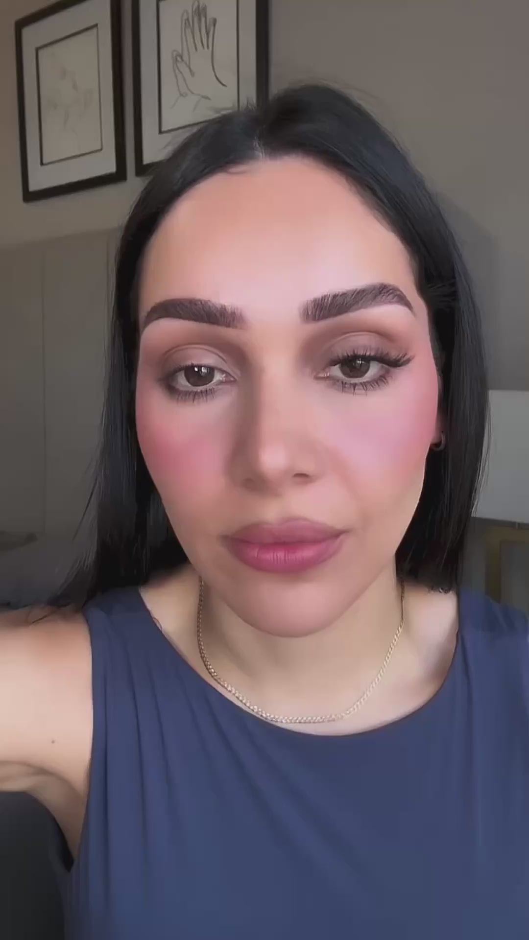A model demonstrates the iLash Mafia DIY Lash Extensions Cluster Kit by showcasing the lash cluster tray, applying lightweight lash segments on her natural lashes with precision tweezers, slightly overlapping each cluster for a seamless finish, and sealing the look with the brush-on bond. The video highlights how to create customizable at-home lash extensions with salon-quality results, long-lasting wear for up to 5–7 days, and a full, natural-looking lash set using reusable DIY lashes